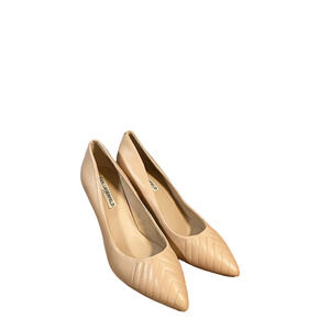 Karl Lagerfeld Women’s Beige Leather Quilted Roulle Pointed Toe Heel Pumps Sz 10